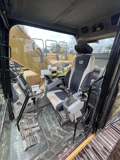 Used 2017 CATERPILLAR 326FL
