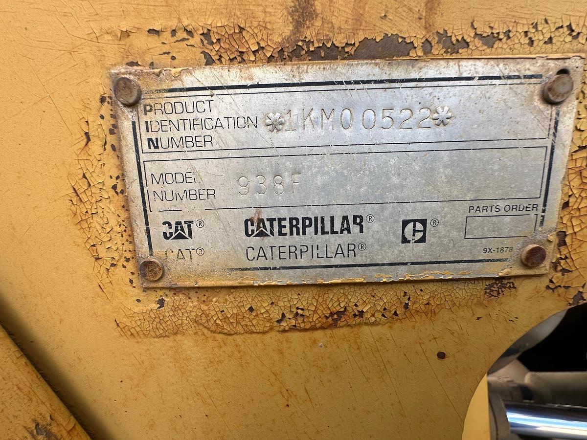 Used 1994 CATERPILLAR 938F