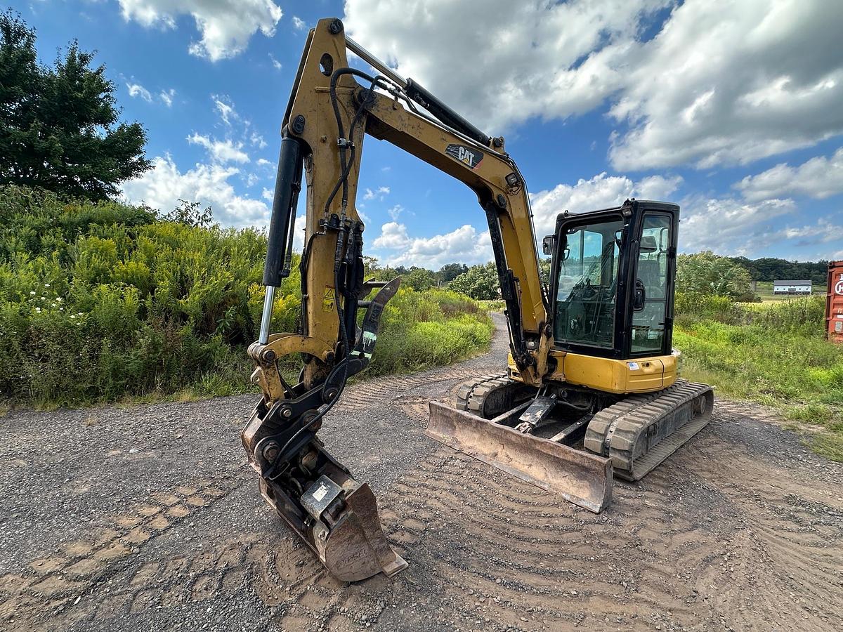 Used 2017 CATERPILLAR 305.5E2 CR