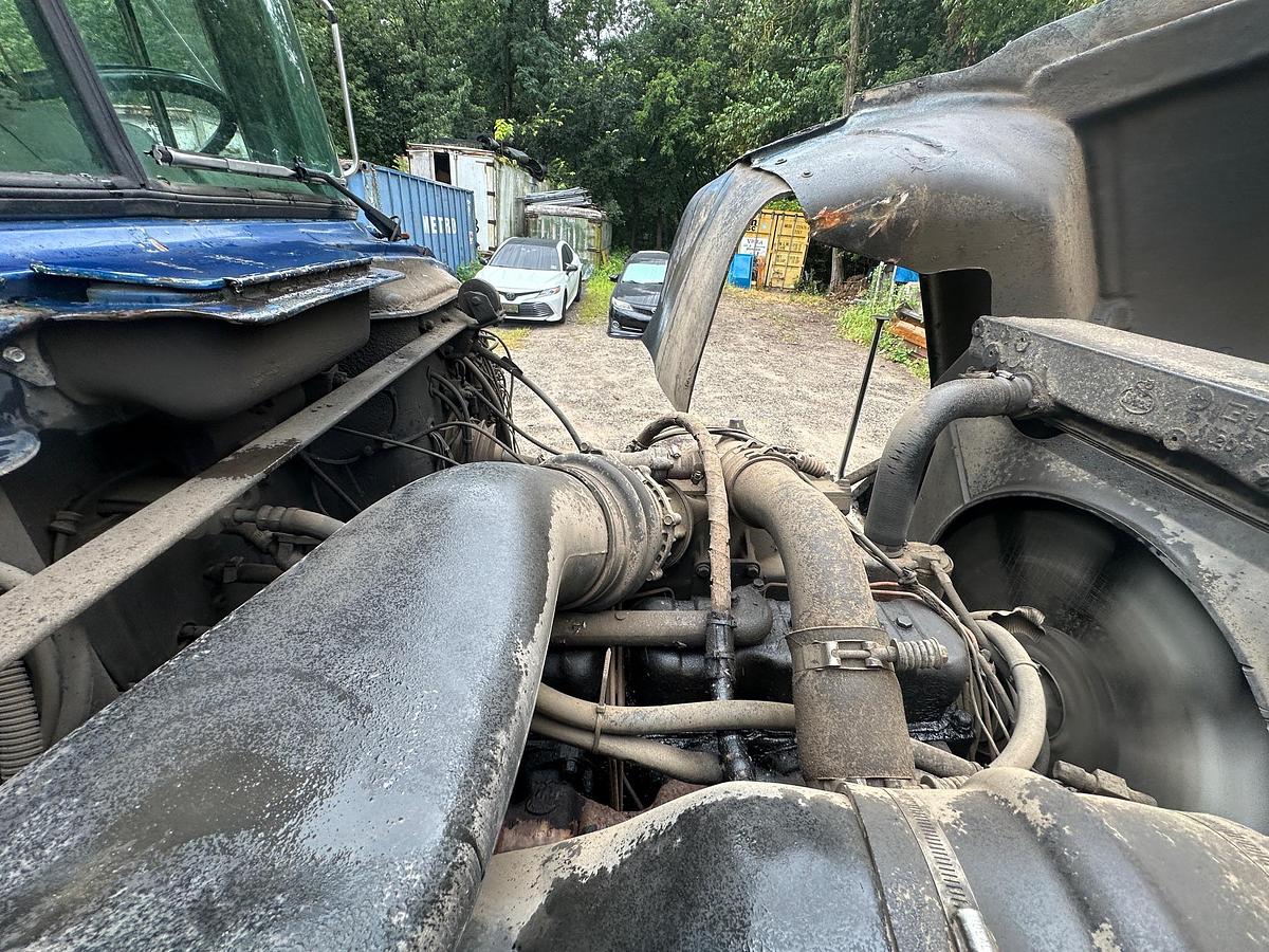 Used 1989 MACK RD600K