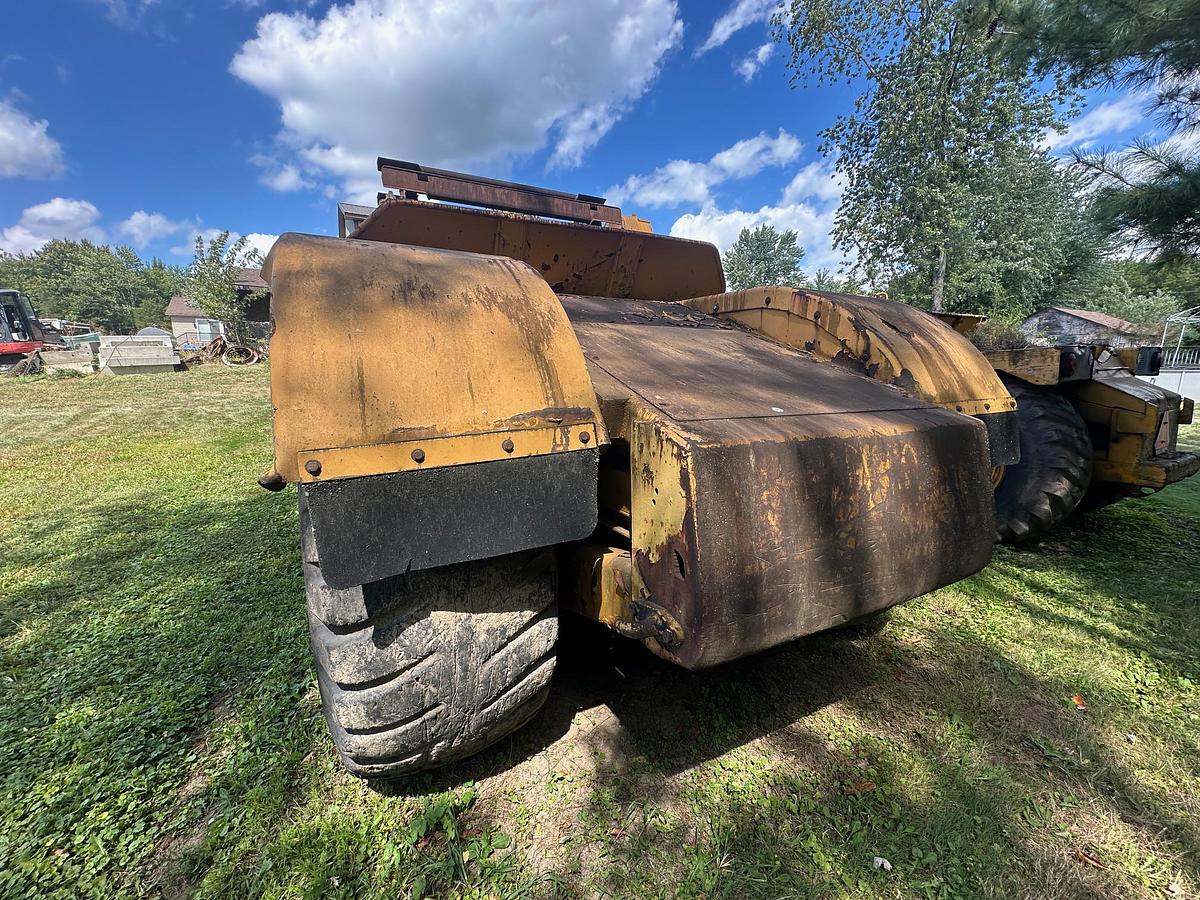 Used 1979 DEERE 860B Motor Scraper