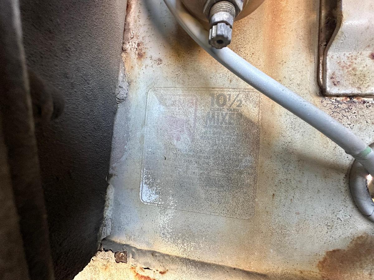 Used 2003 MACK DM690S