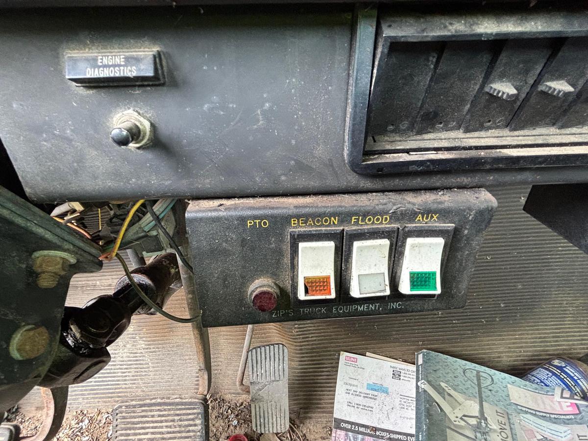 Used 1997 INTERNATIONAL 4700