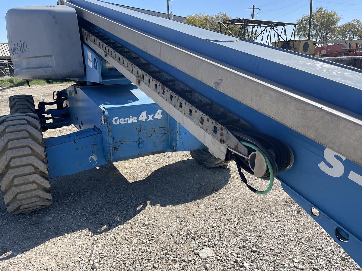 Used 2006 GENIE S-60