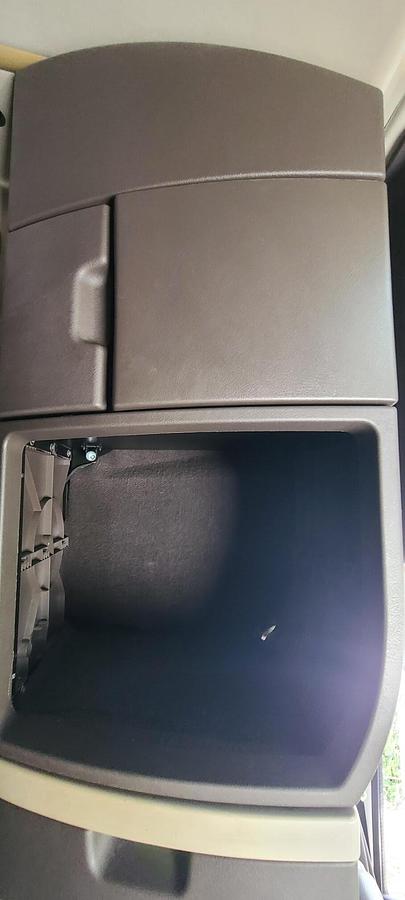 Used 2015 VOLVO VNL64T780