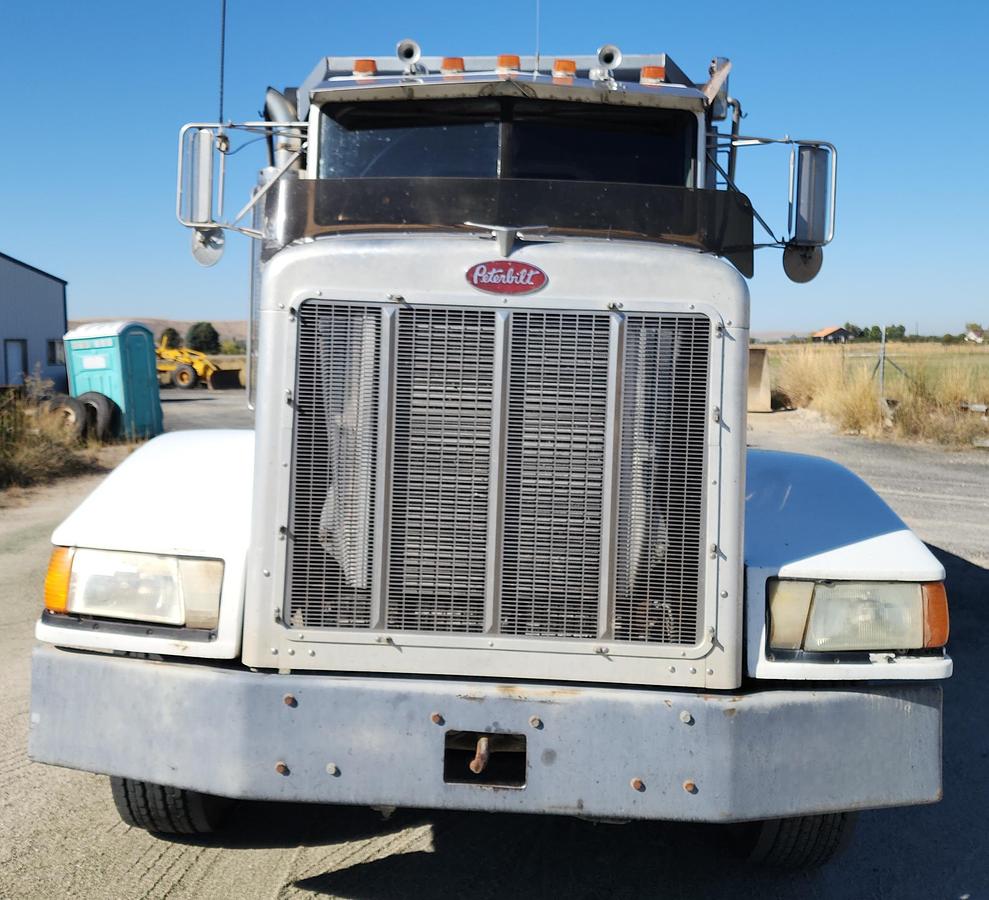 Used 1989 PETERBILT 377