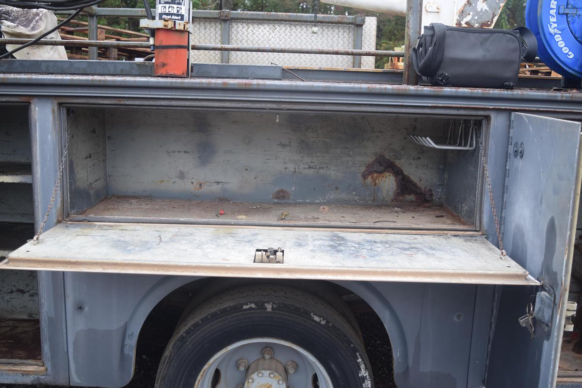 Used 2001 GMC WT5500