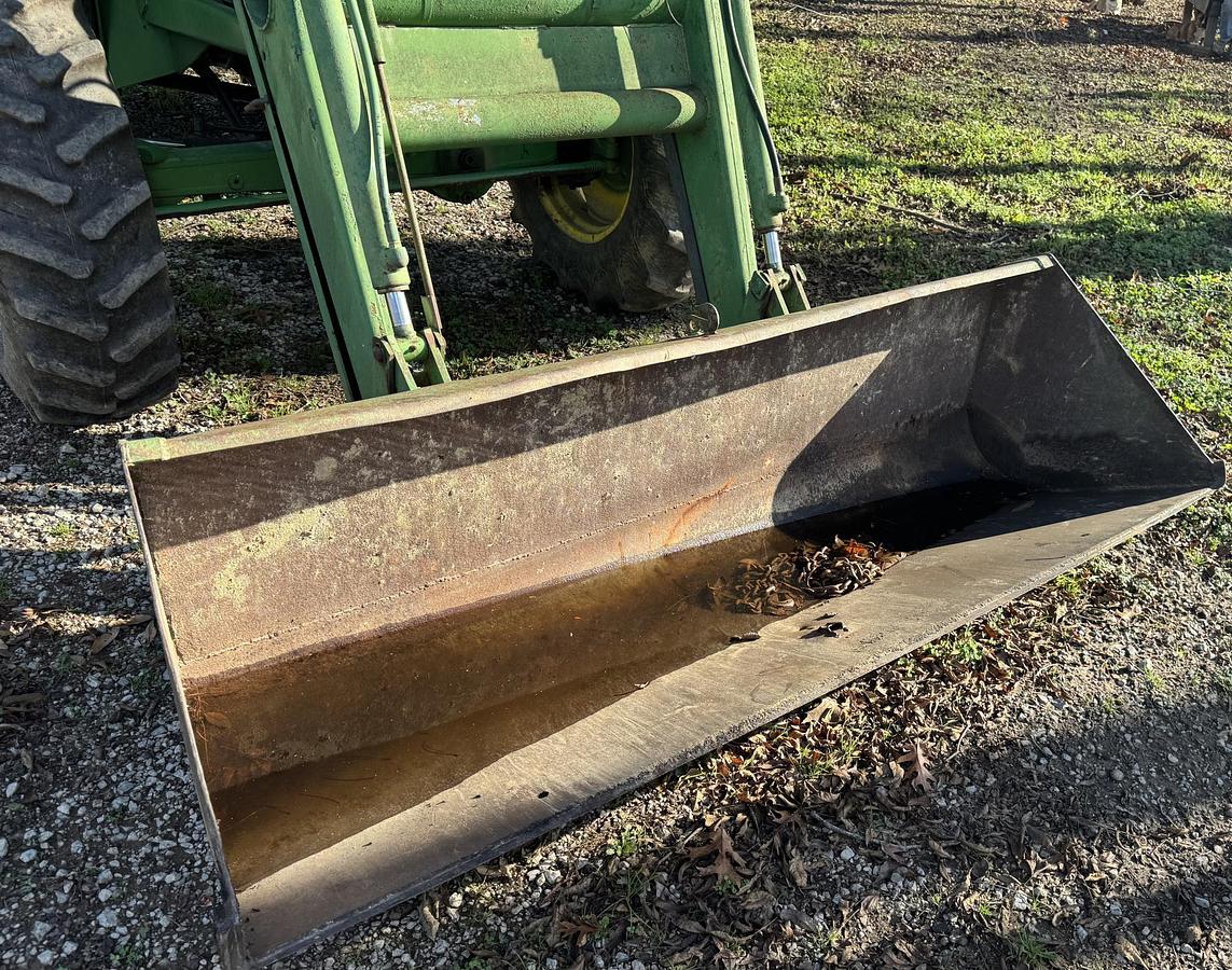 Used 1982 JOHN DEERE 2940