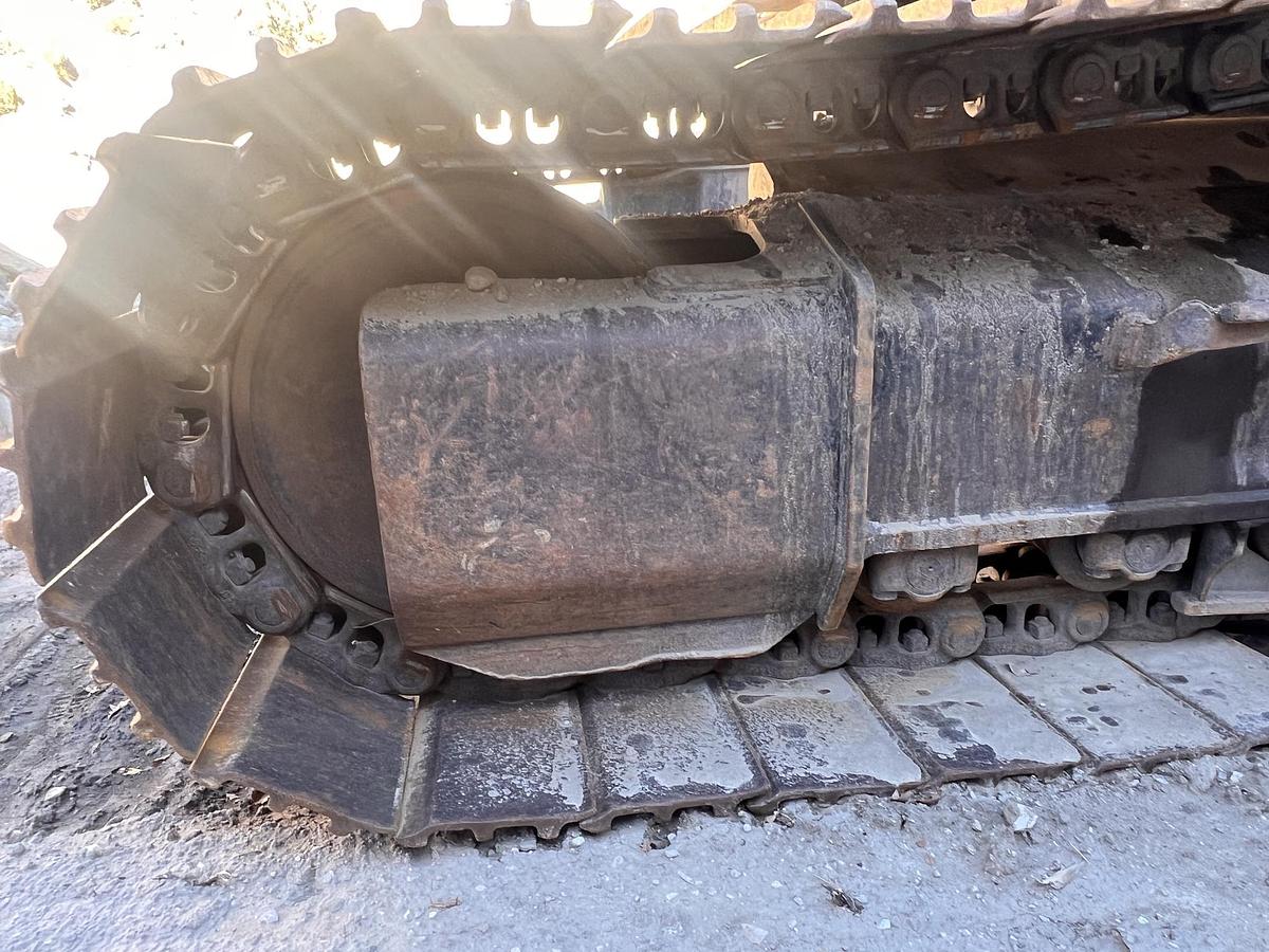 Used 2016 CATERPILLAR 336F L