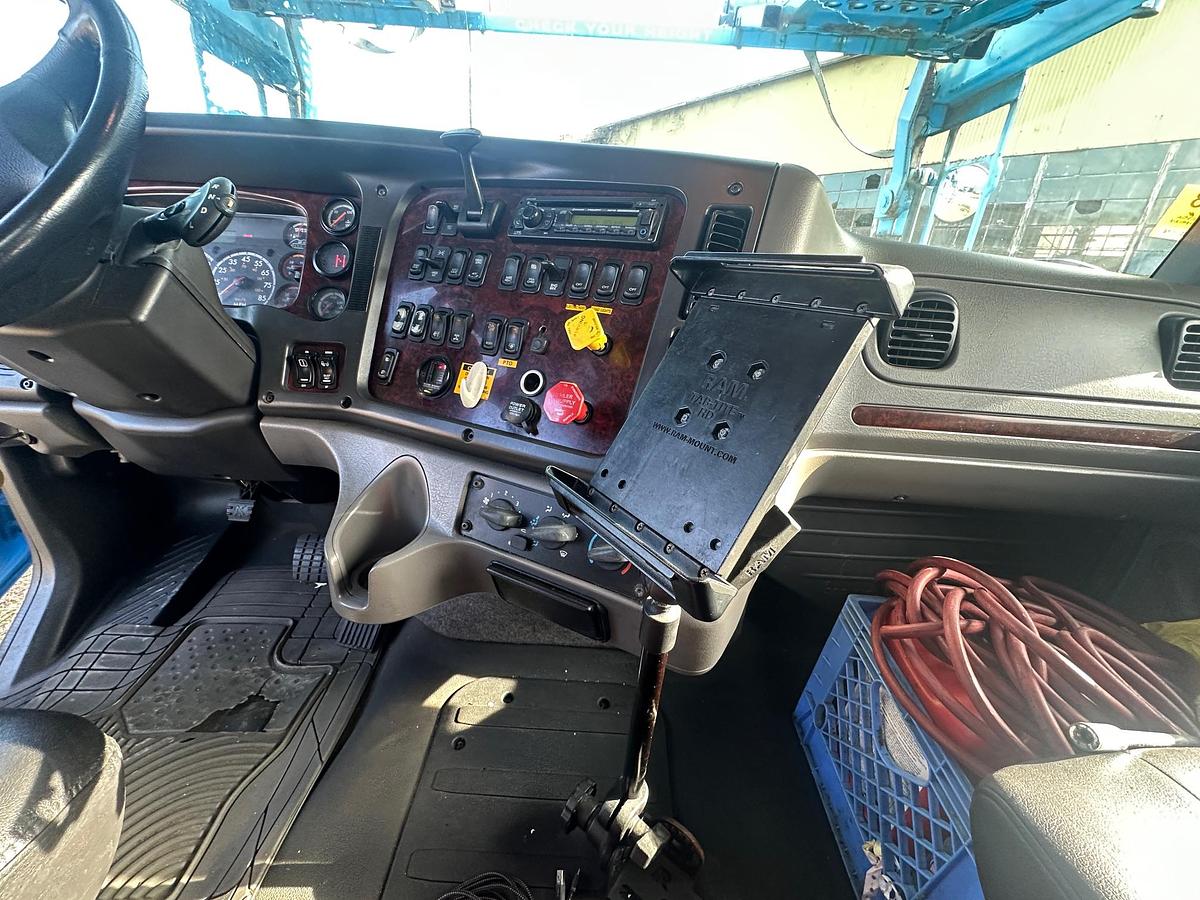 Used 2015 FREIGHTLINER 114SD