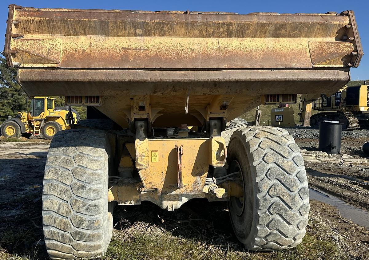Used 2002 VOLVO A40D