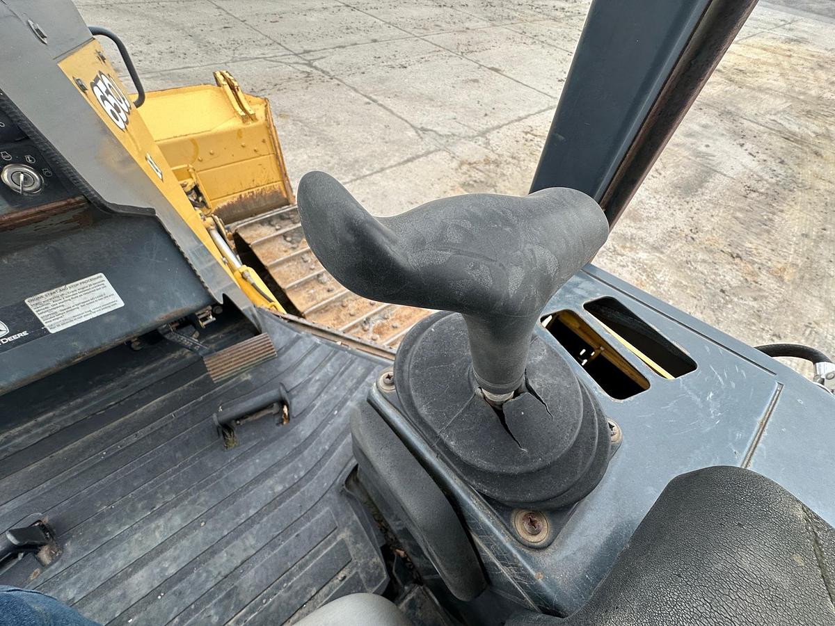 Used 2007 DEERE 650J LT