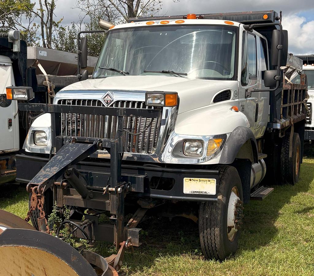 Used 2004 INTERNATIONAL WorkStar 7300