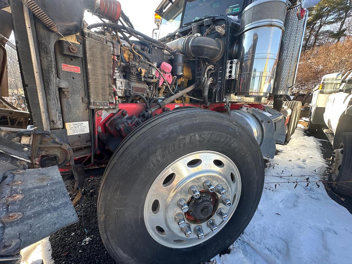 Used 1997 PETERBILT 389