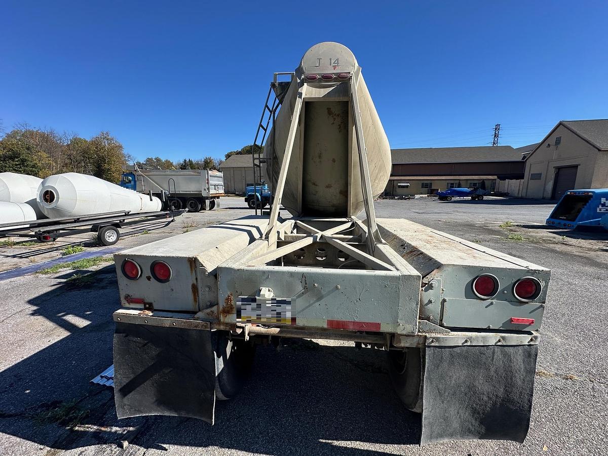 Used 1969 FRUEHAUF Bulk Tanker