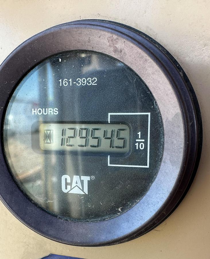 Used 2000 CATERPILLAR 143H