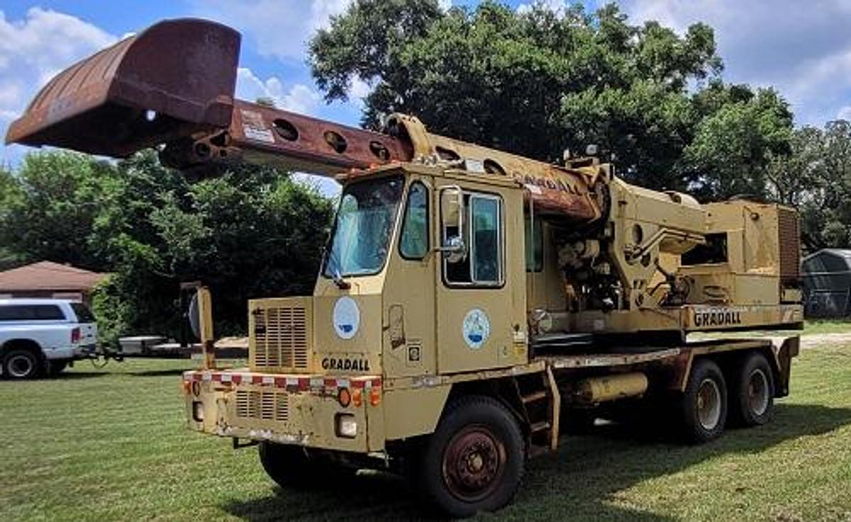 Used 1992 GRADALL 660E