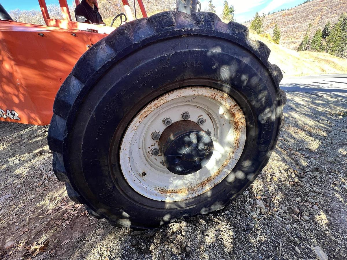 Used 2007 SKY TRAK 8042