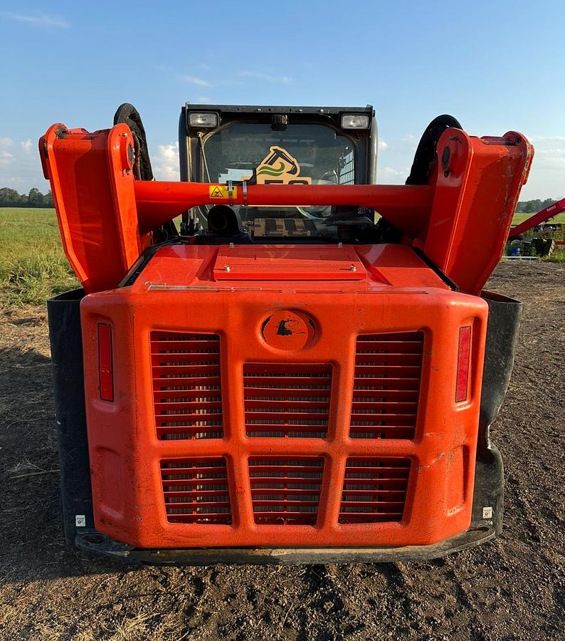 Used 2024 KUBOTA SVL97-2