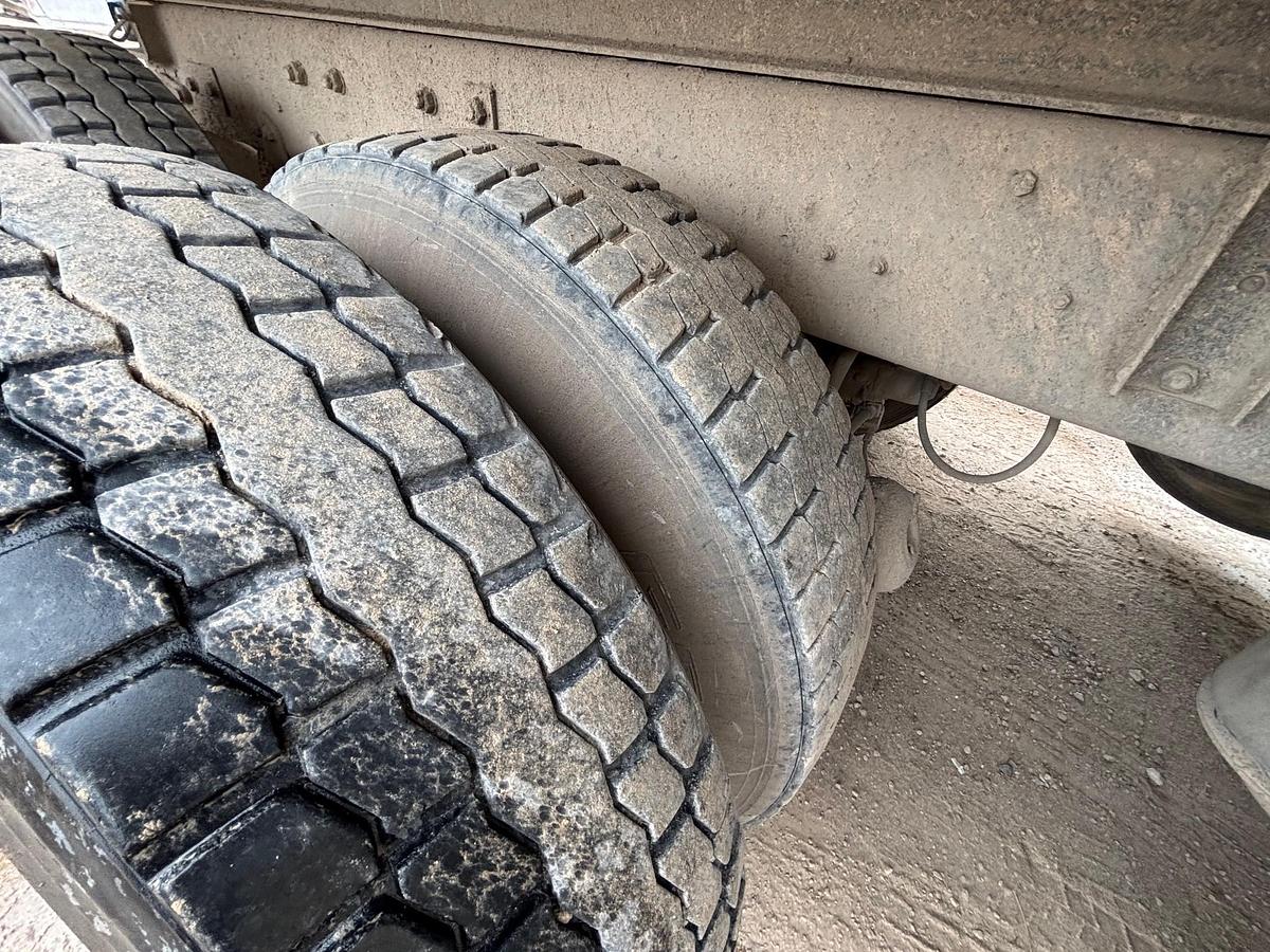 Used 1995 MACK CL713