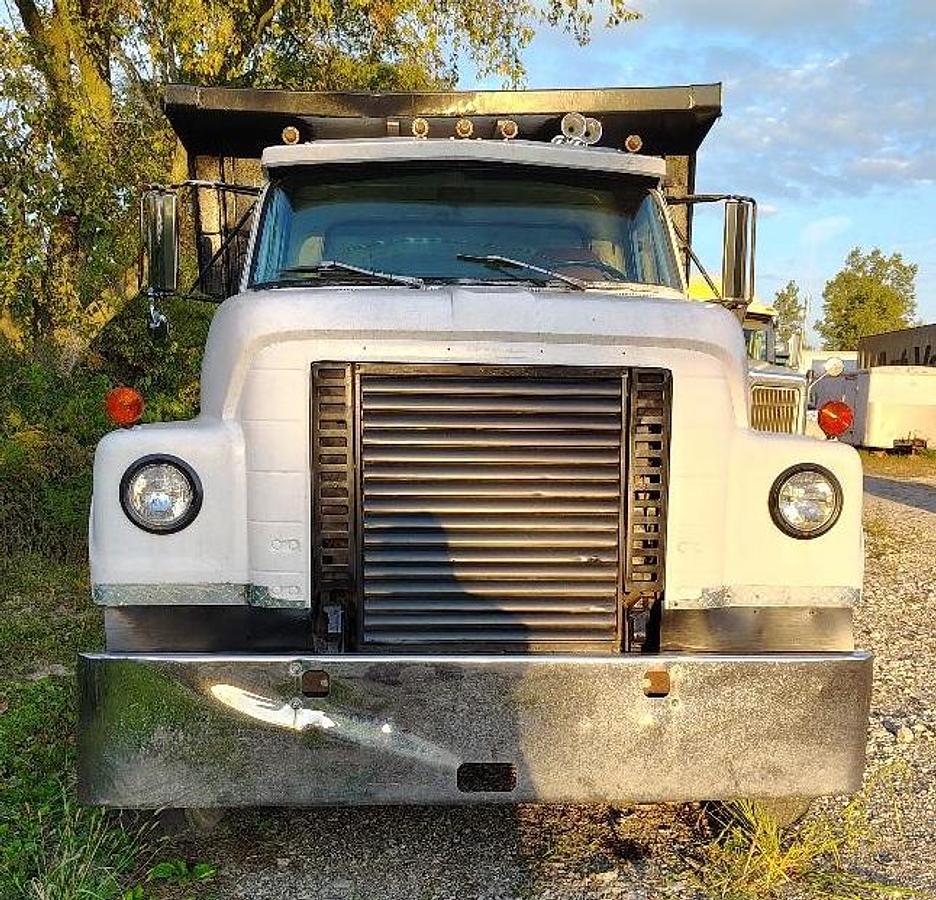 Used 1975 INTERNATIONAL 120
