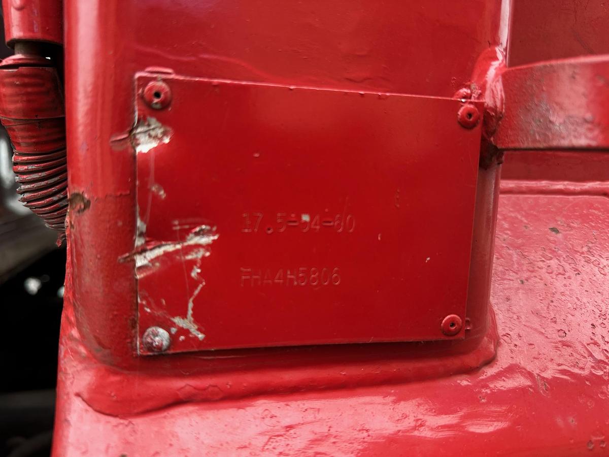 Used 2005 MACK Granite CV713