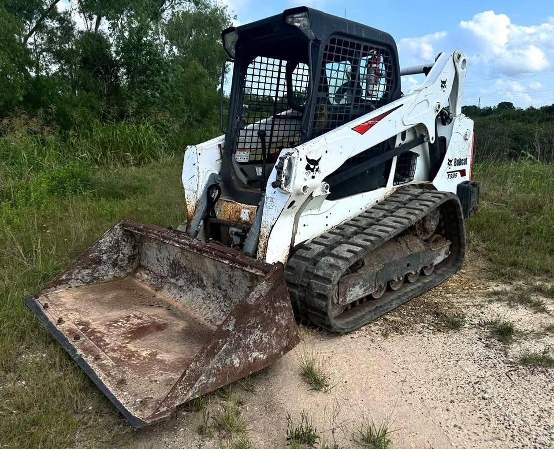 Used 2017 BOBCAT T595