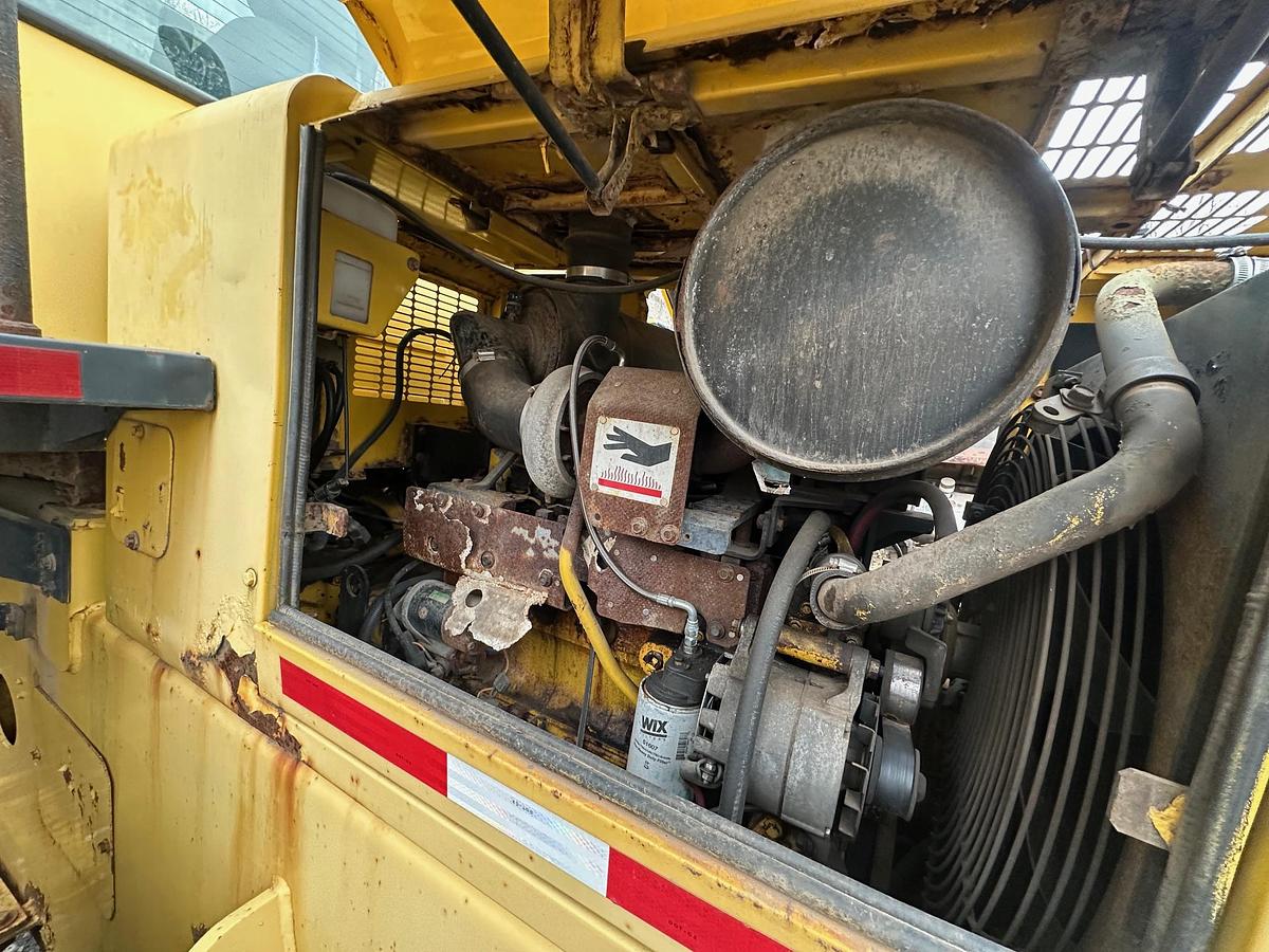 Used 2002 KOMATSU WA250-3