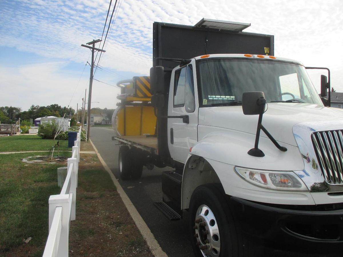 Used 2017 INTERNATIONAL 4300 Attenuator