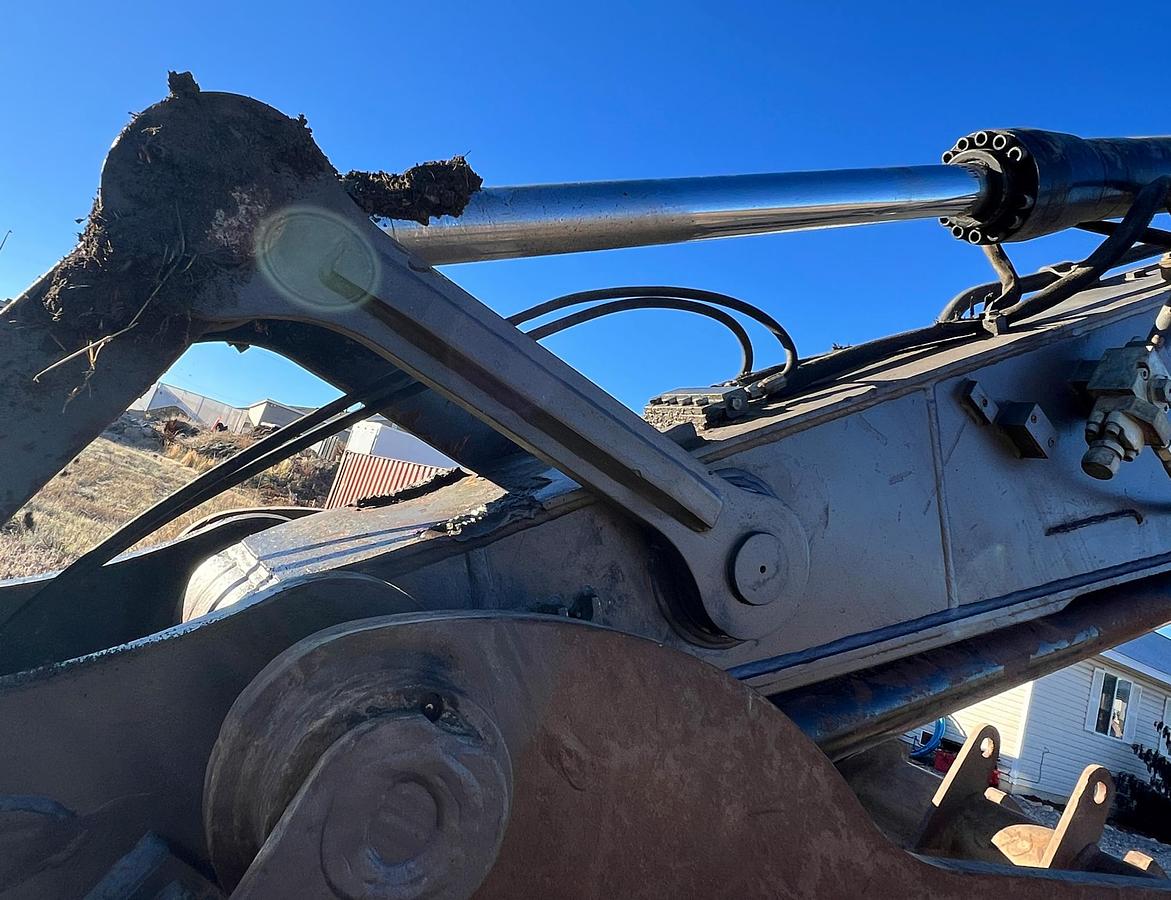 Used 2008 VOLVO EC210CL