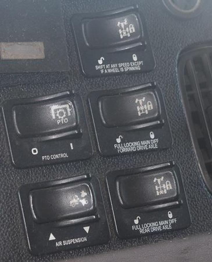 Used 2016 PETERBILT 386