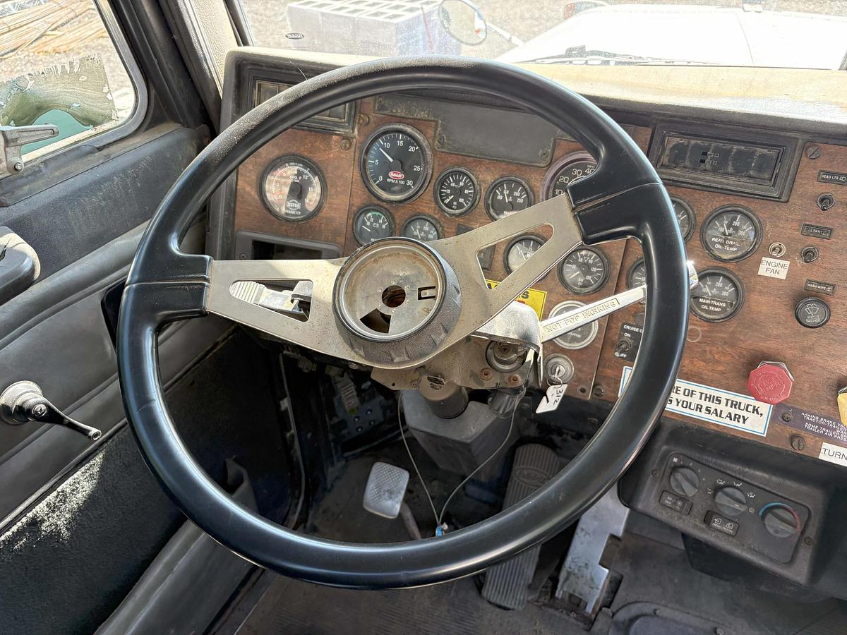 Used 1999 PETERBILT 378