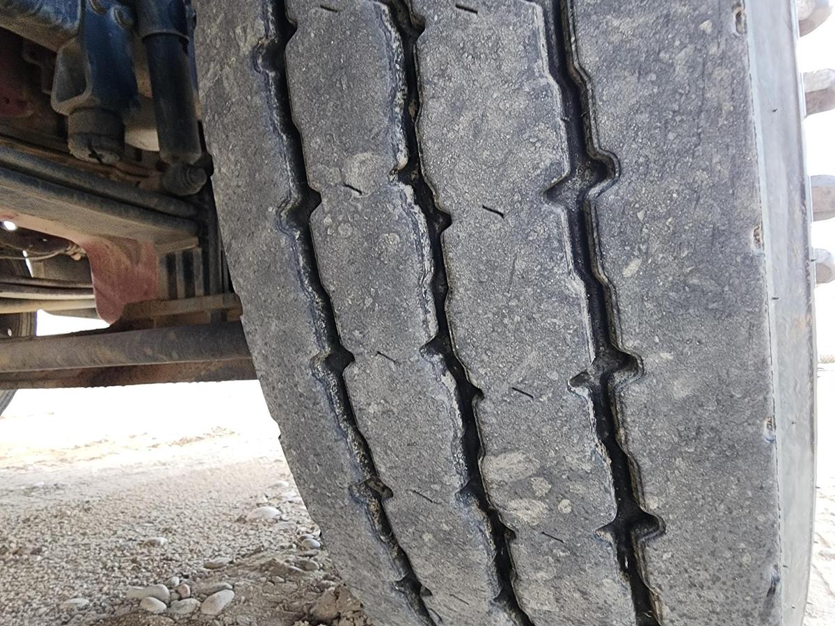 Used 2021 KENWORTH T880