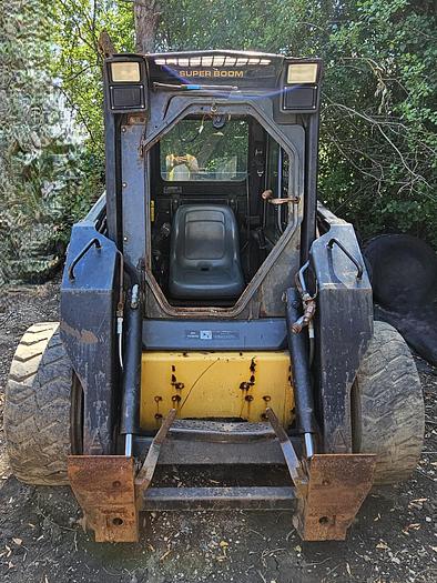 Used 1999 NEW HOLLAND LX885