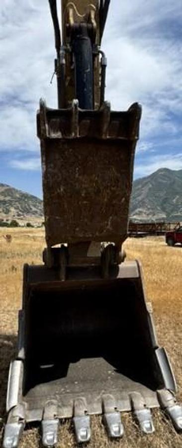 Used 2016 CATERPILLAR 336F L