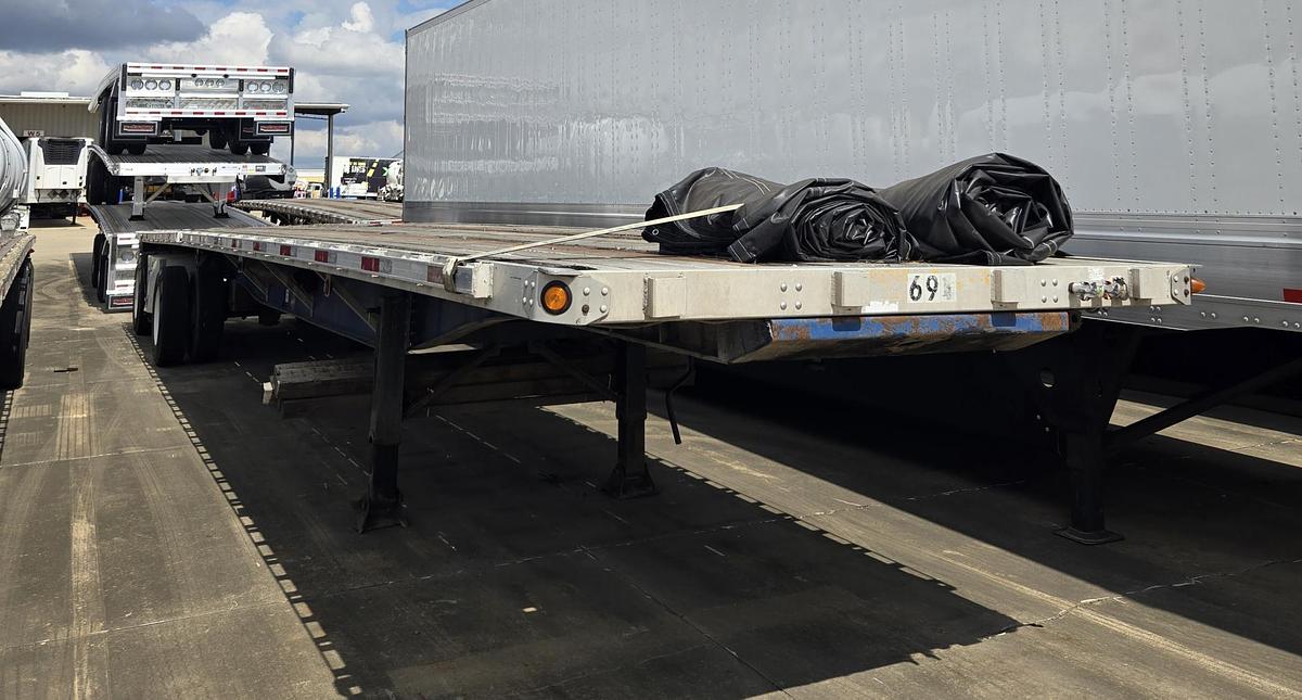 Used 1998 UTILITY 48 x 102