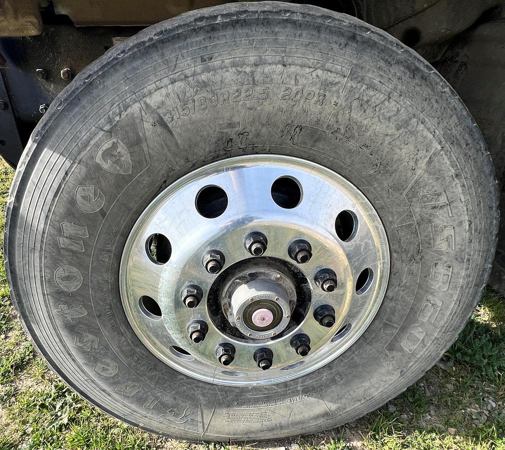 Used 2005 MACK CV713 Granite Dump Truck