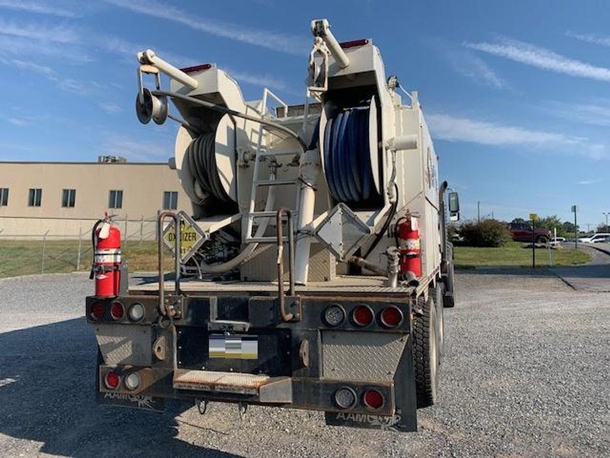 Used 2006 INTERNATIONAL 7600