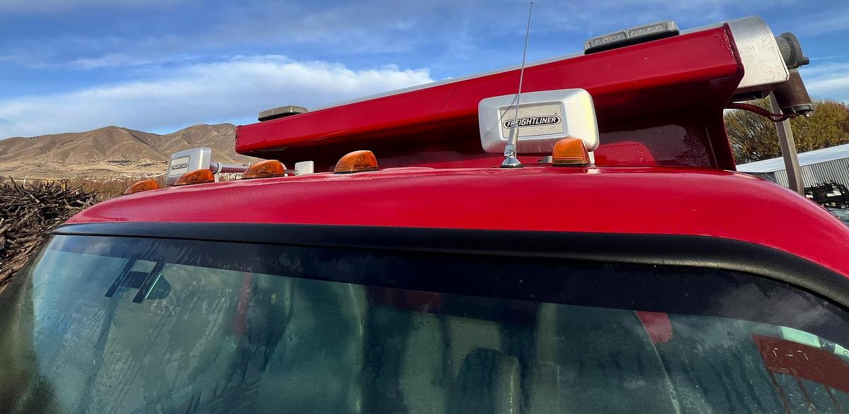 Used 2013 FREIGHTLINER 108SD Dump Truck