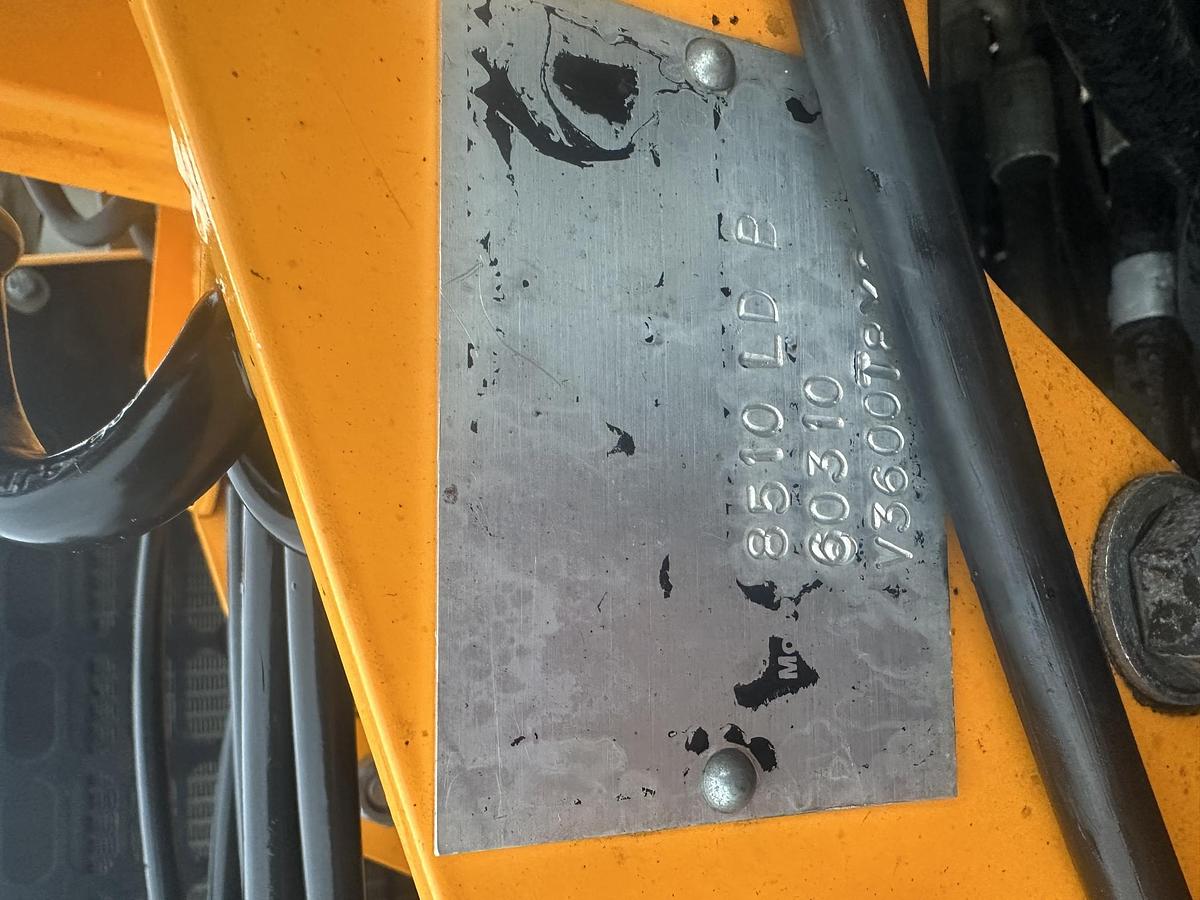 Used 2012 LEEBOY 8510B