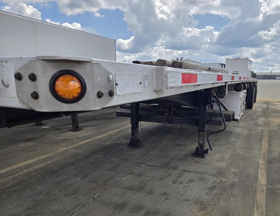 Used 1999 UTILITY 48 x 102