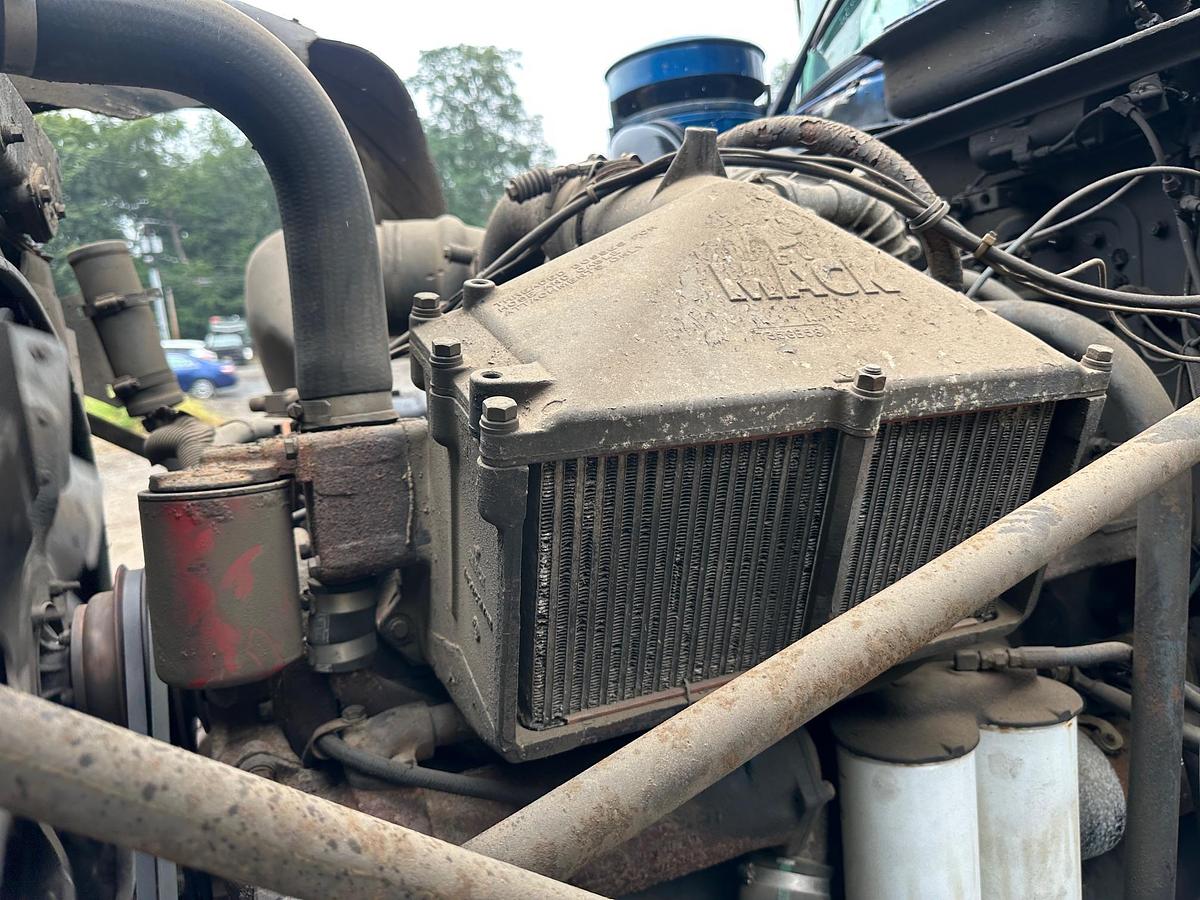 Used 1989 MACK RD600K