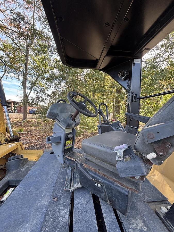 Used 2011 CATERPILLAR CB434D