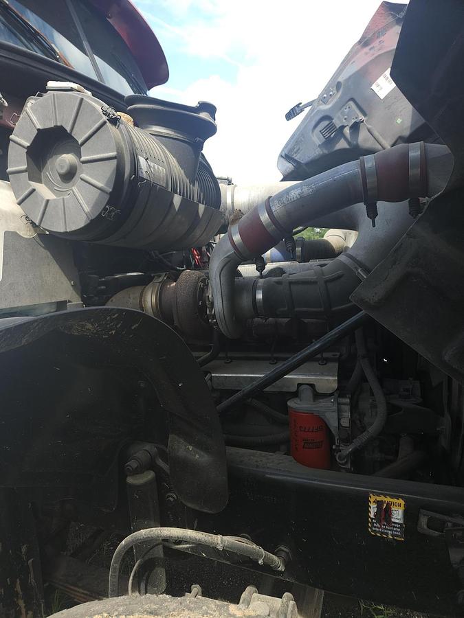 Used 2005 MACK  Granite CV713