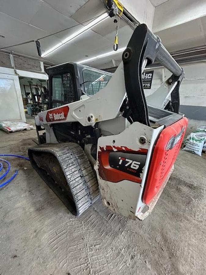 Used 2022 BOBCAT T76