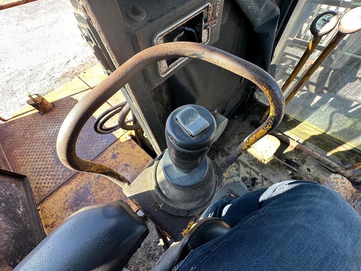 Used 1984 MACK RD686S