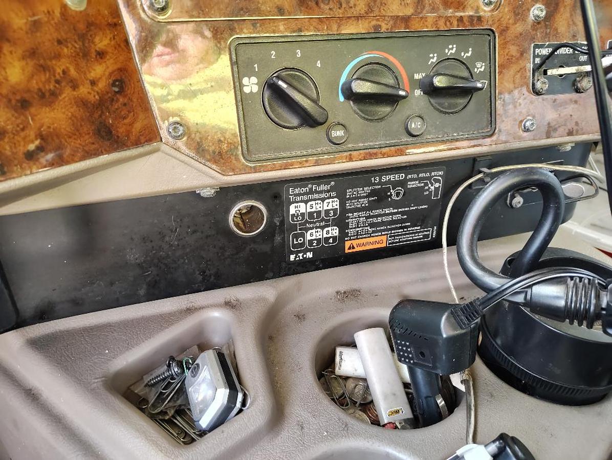 Used 2005 INTERNATIONAL 9900i