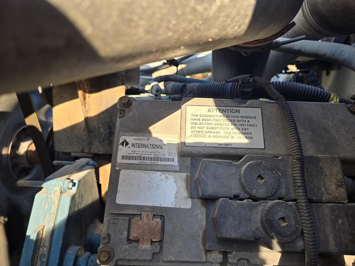 Used 2002 INTERNATIONAL F-2554