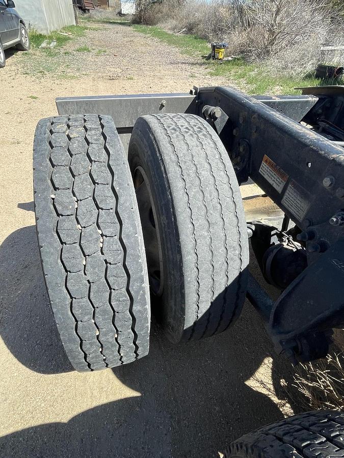 Used 2007 FREIGHTLINER Columbia