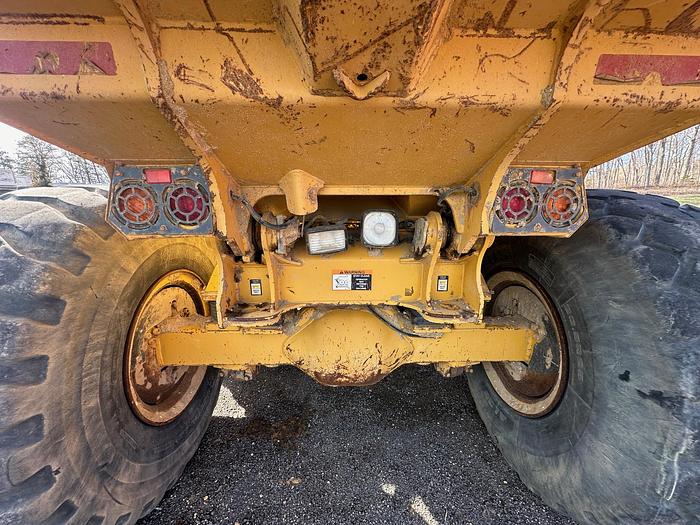 Used 2006 DEERE 300D